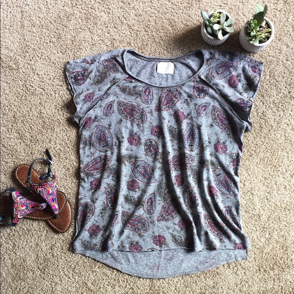 Anthropologie t.la | Paisley Gray Flutter Tee